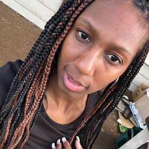 Meet your Posher, Shauntiana